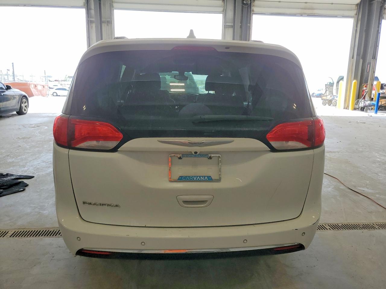 Chrysler Pacifica Touring L