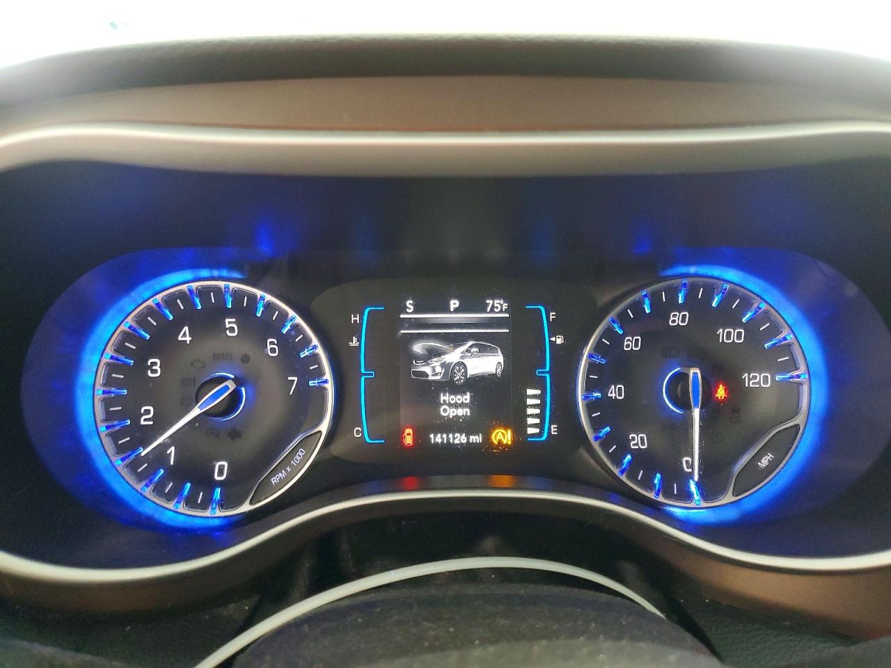 Chrysler Pacifica Touring L