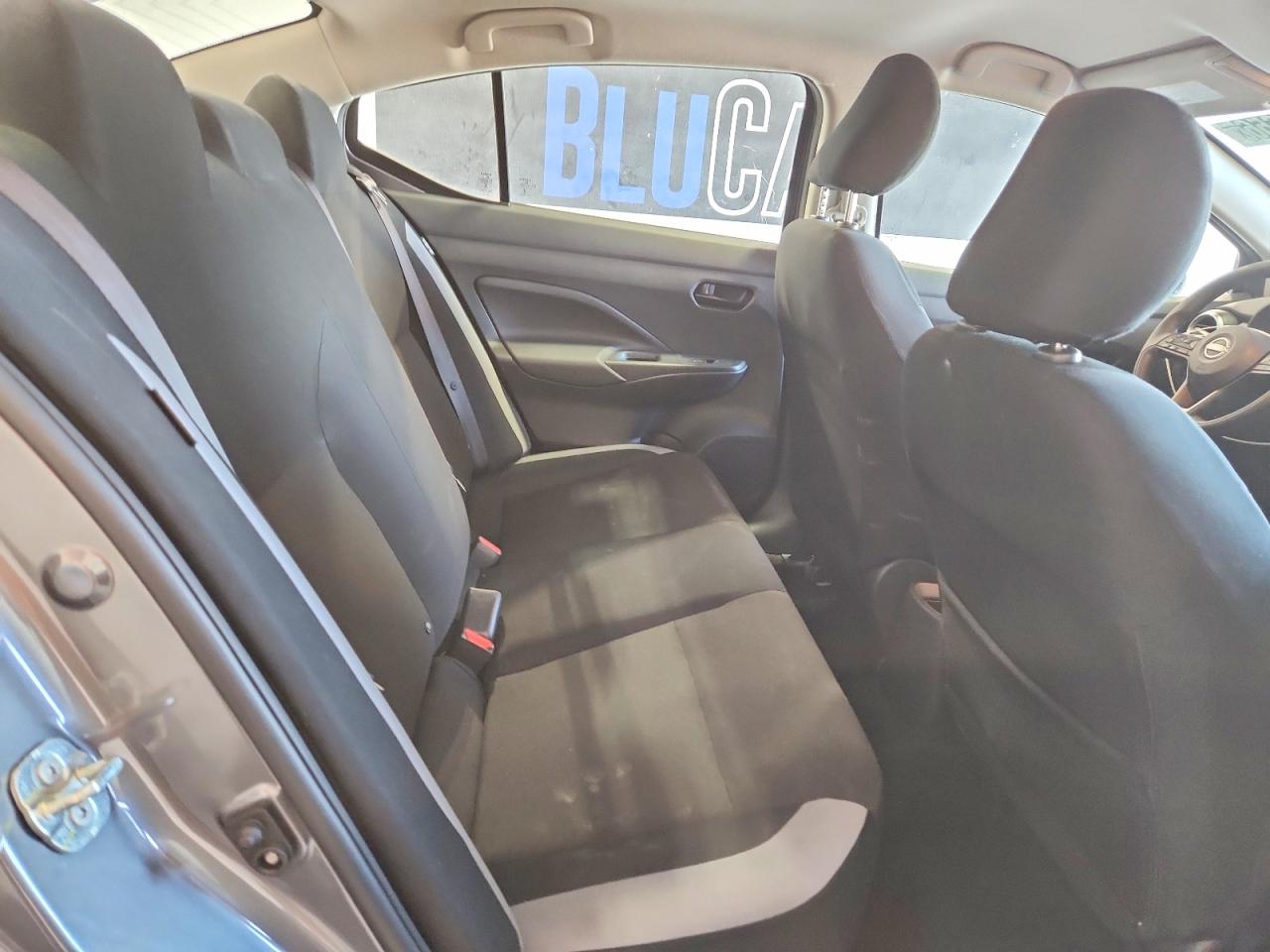 Nissan Versa S