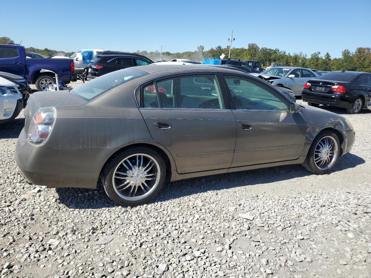 Nissan Altima Base