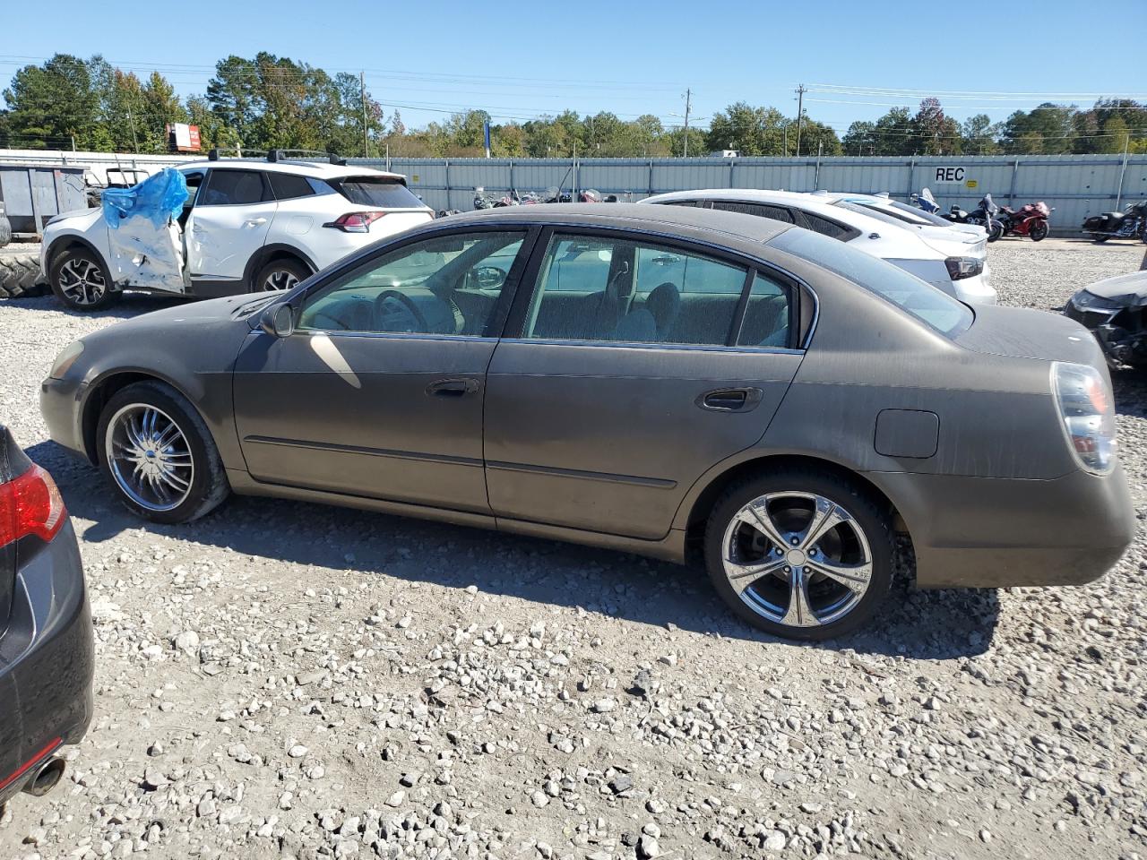 Nissan Altima Base