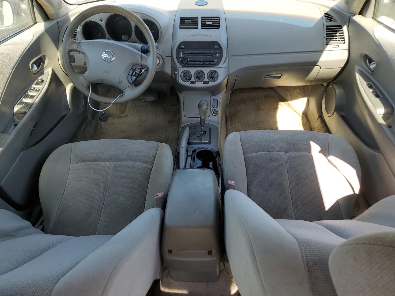 Nissan Altima Base