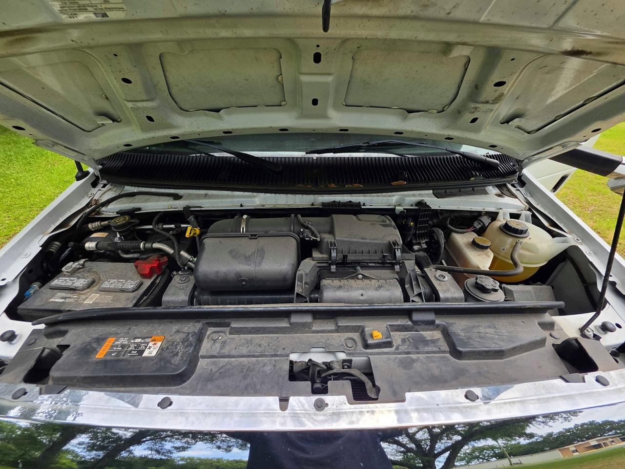 Ford Econoline E450 Super Duty Cutaway Van