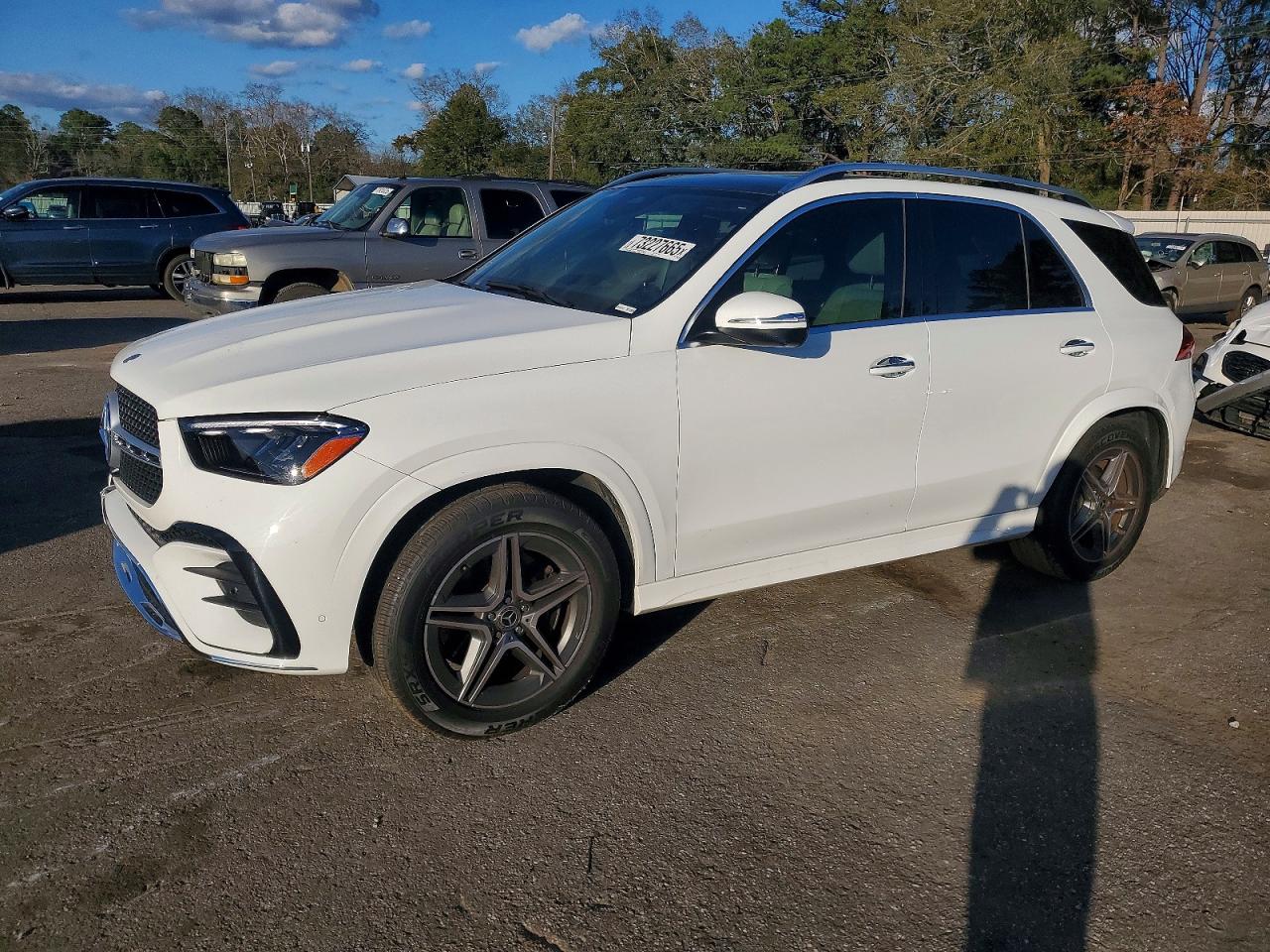 Salvage Mercedes-Benz GLE Image