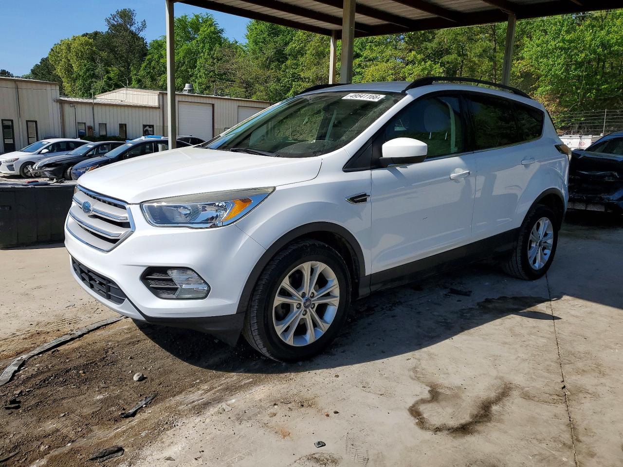 Salvage Ford Escape Image