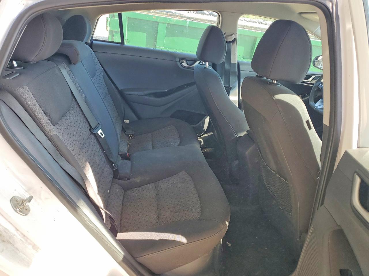 Hyundai Ioniq Blue
