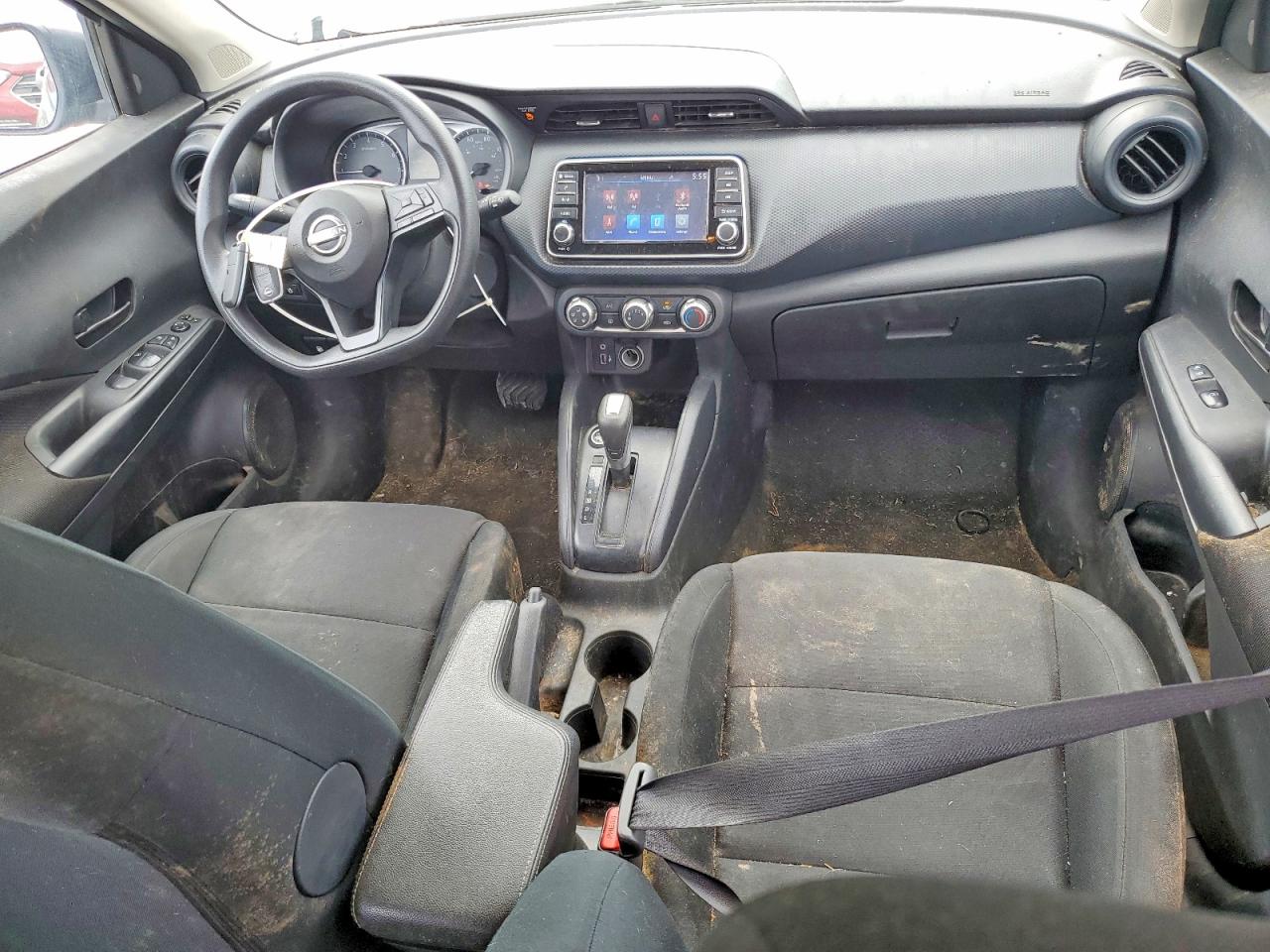Nissan Kicks S