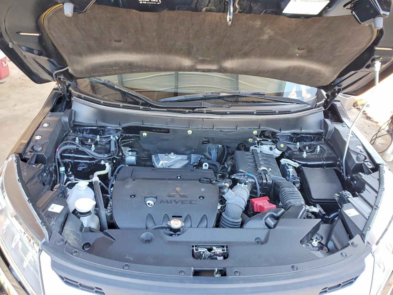 Mitsubishi Outlander S