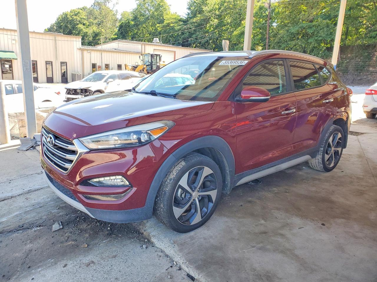 Salvage Hyundai TUCSON Image