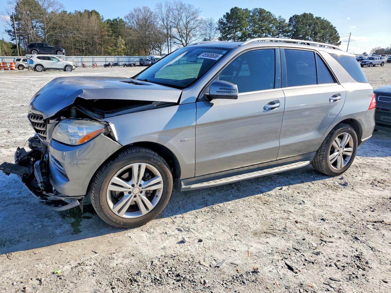 Salvage Mercedes-Benz M-Class Image