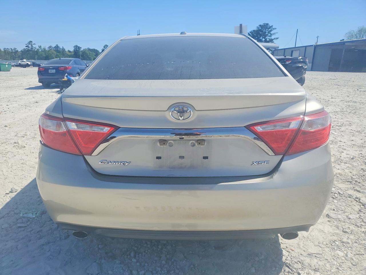 Toyota Camry Xse V6