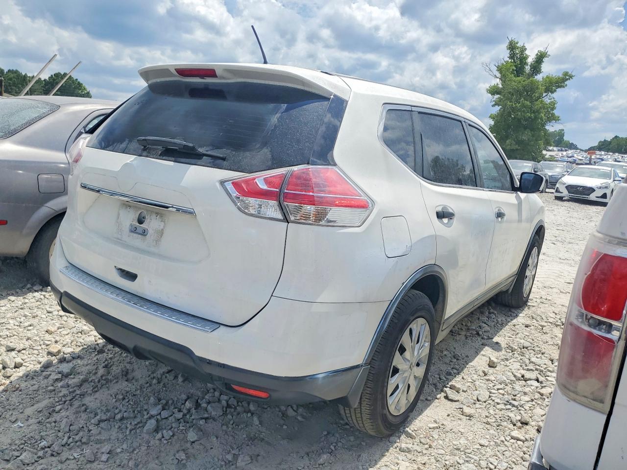 Nissan Rogue S