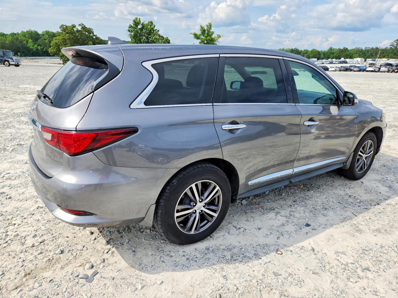INFINITI Qx Pure