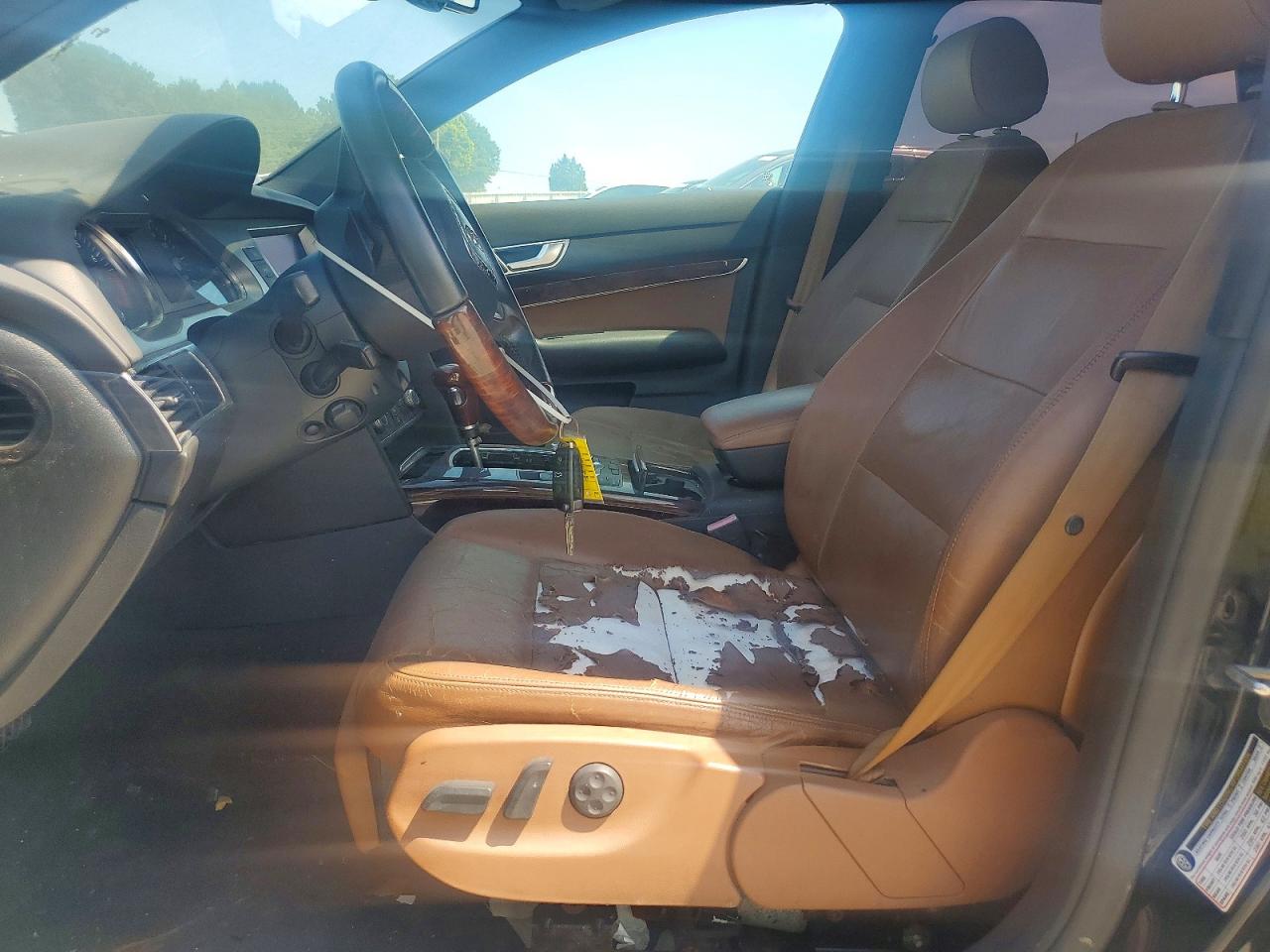 Audi A6 3.2