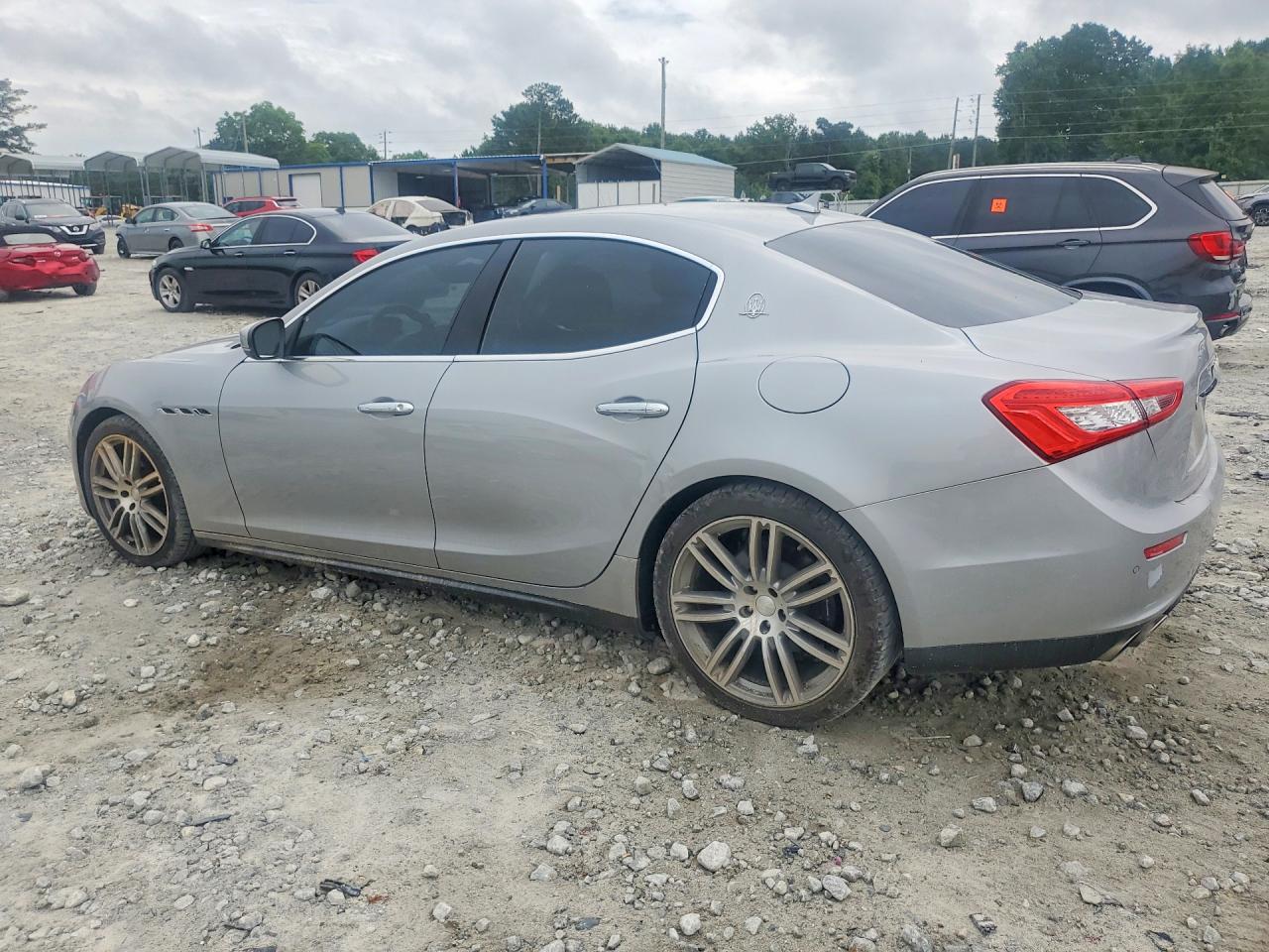 Maserati Ghibli Luxury
