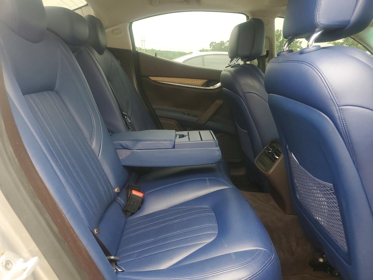 Maserati Ghibli Luxury