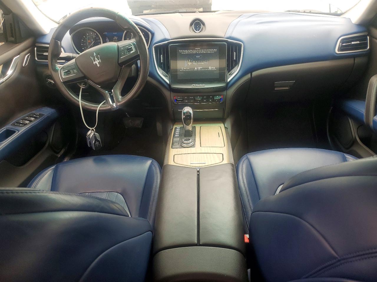 Maserati Ghibli Luxury