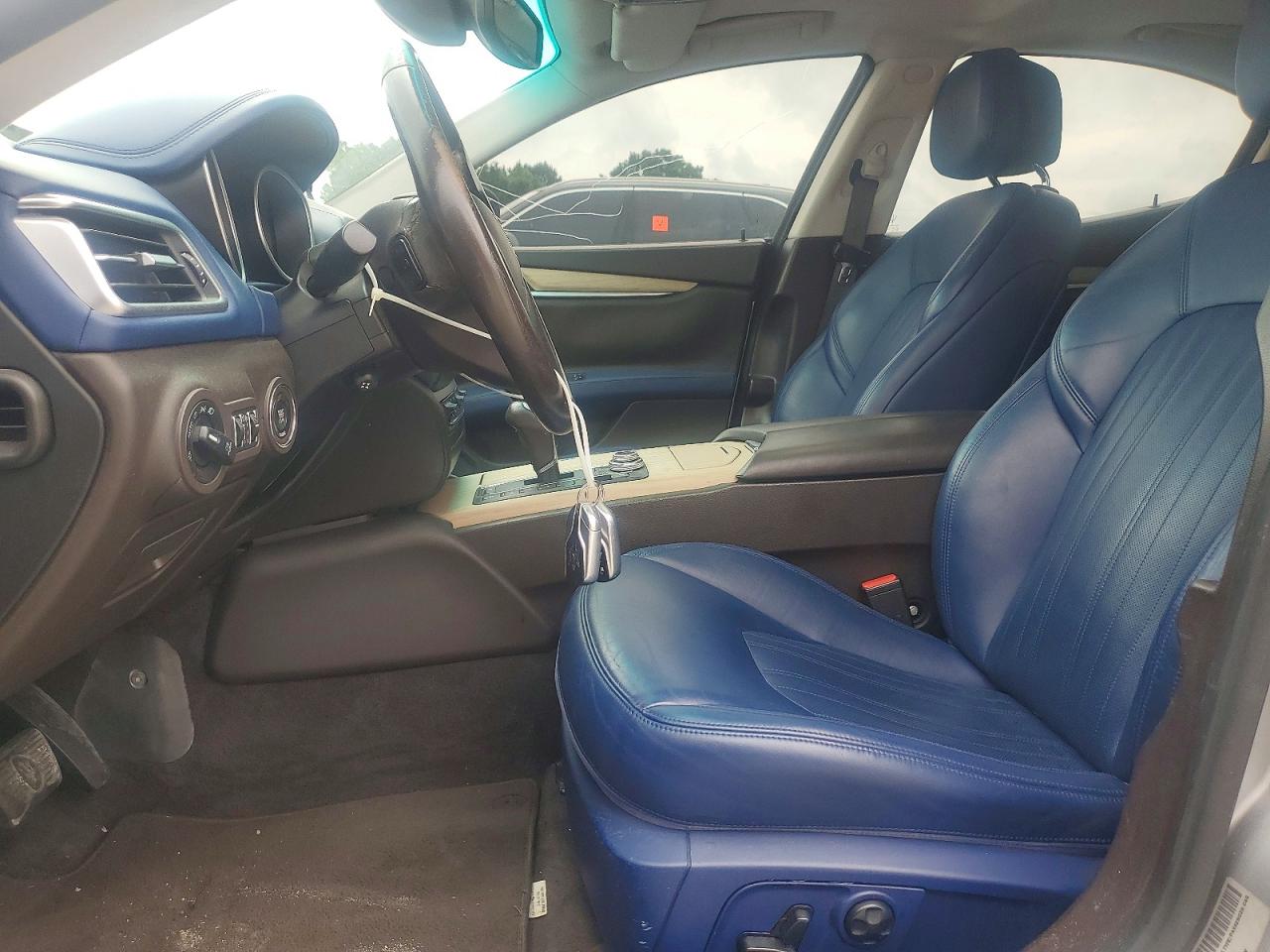 Maserati Ghibli Luxury