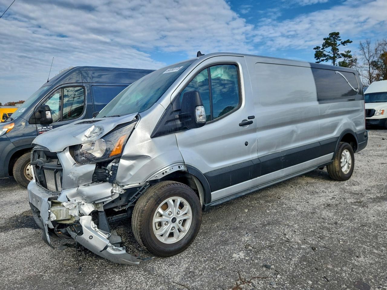 Salvage Ford Transit Image