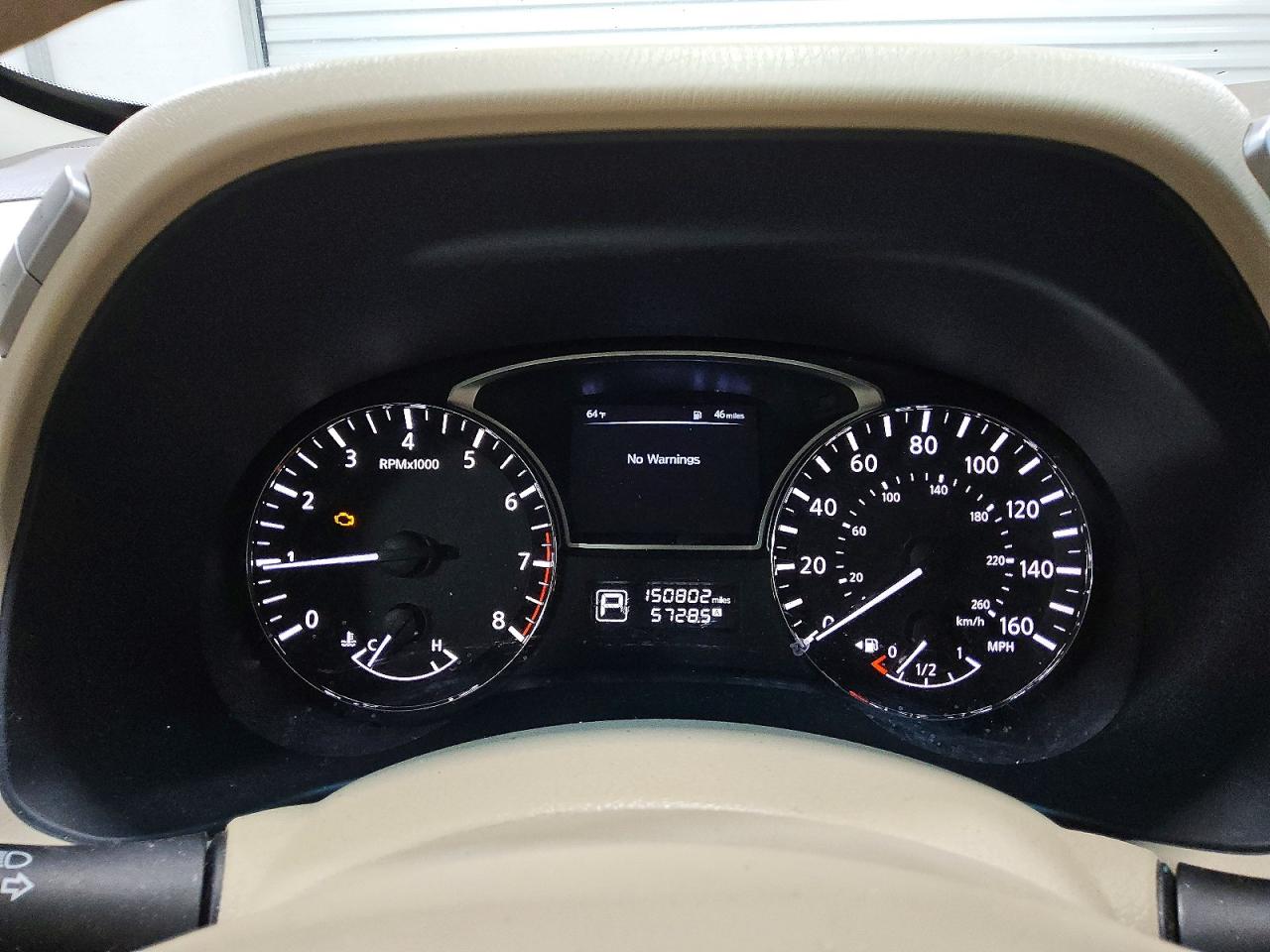 Nissan Pathfinder S
