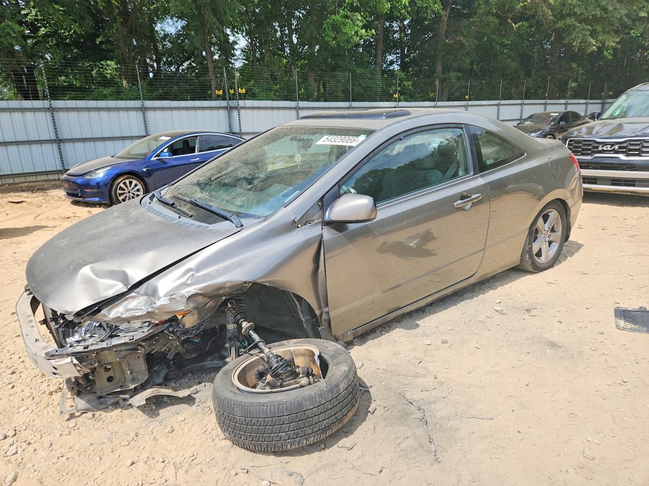Salvage Honda Civic Image