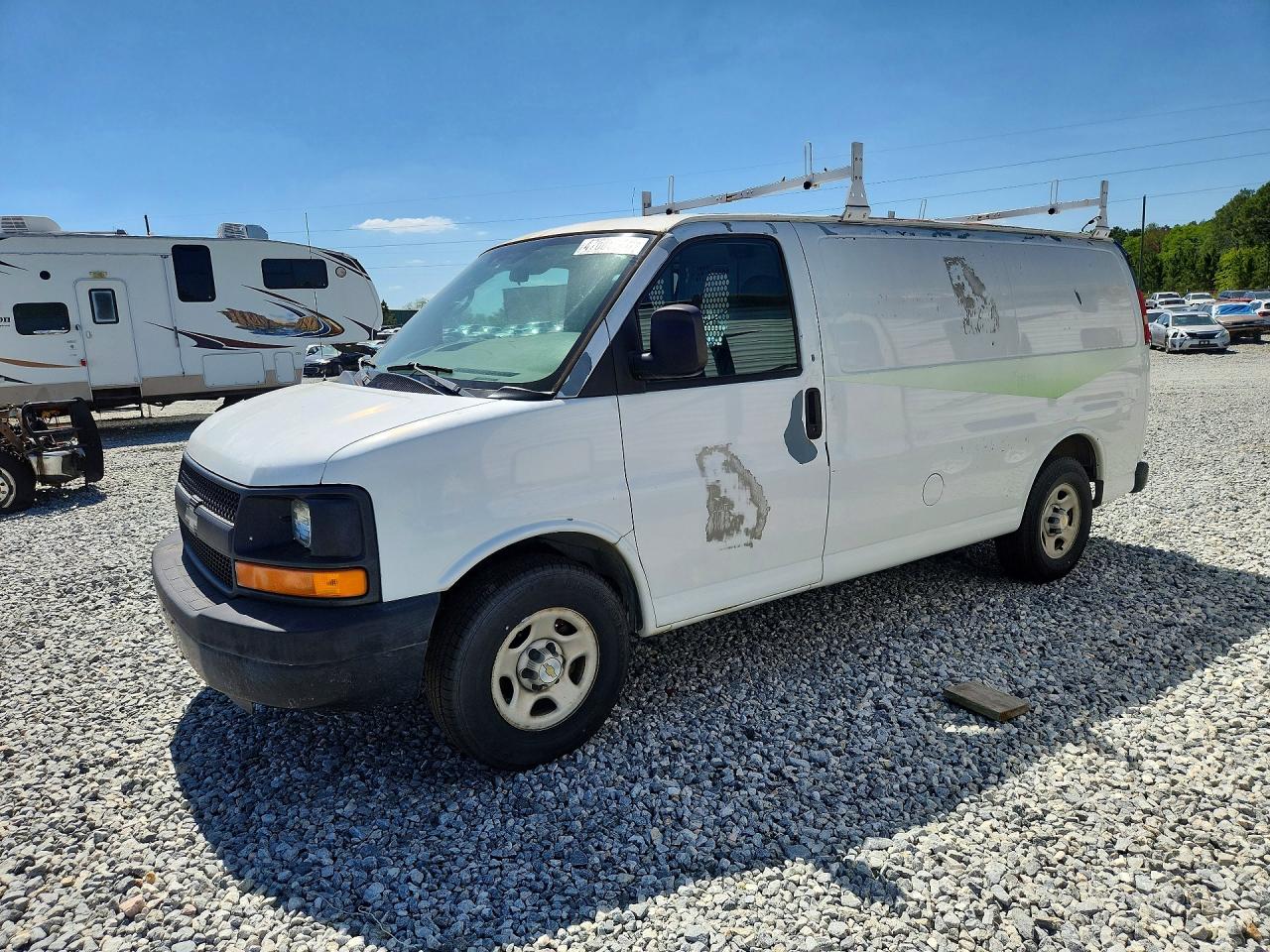 Salvage Chevrolet Express Image