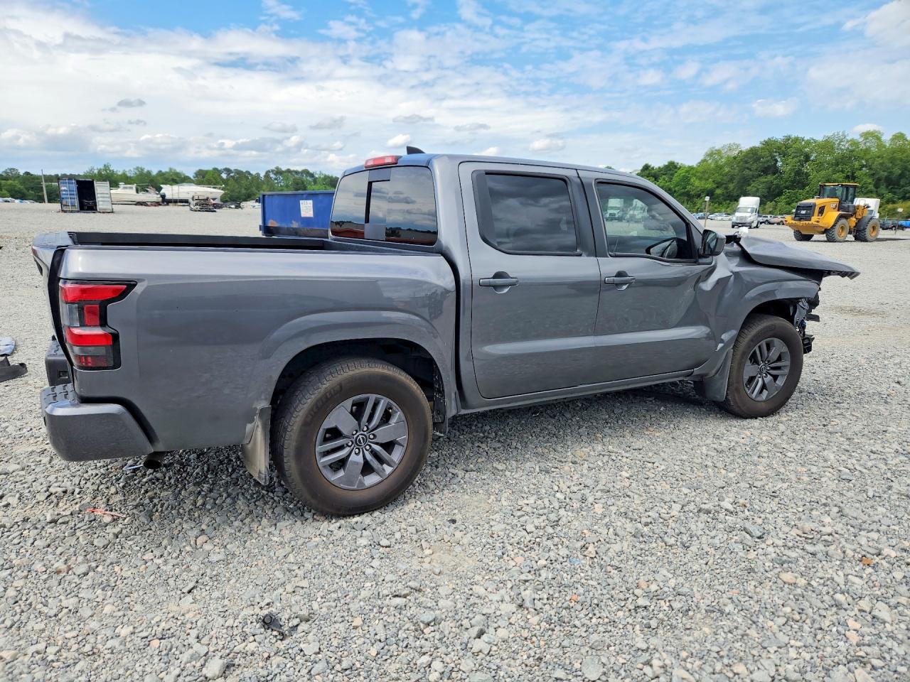 Nissan Frontier Sv