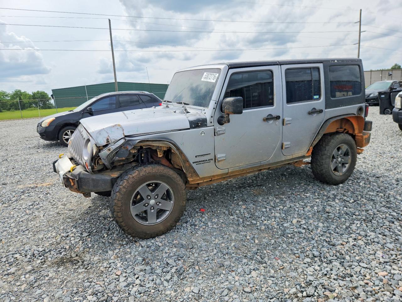 Salvage Jeep Wrangler Image