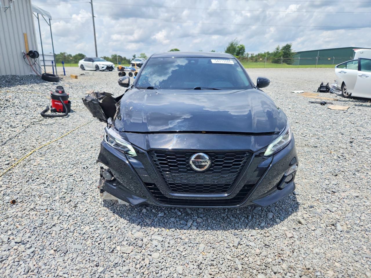 Nissan Altima Sr