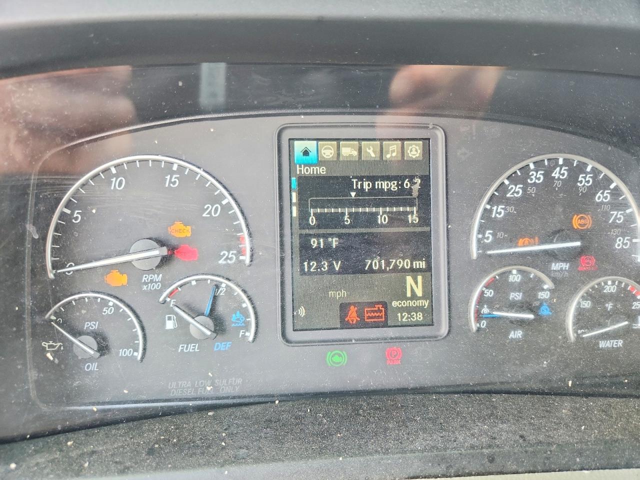 Freightliner Cascadia 126