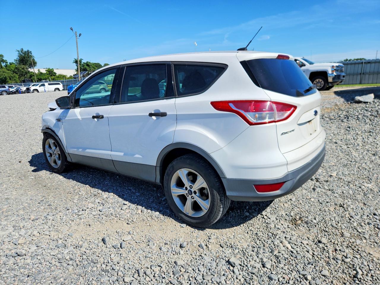 Ford Escape S
