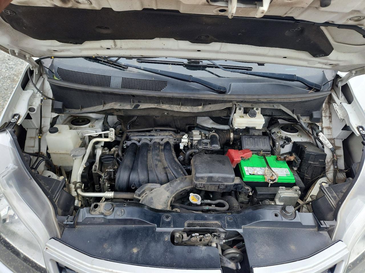 Nissan Nv