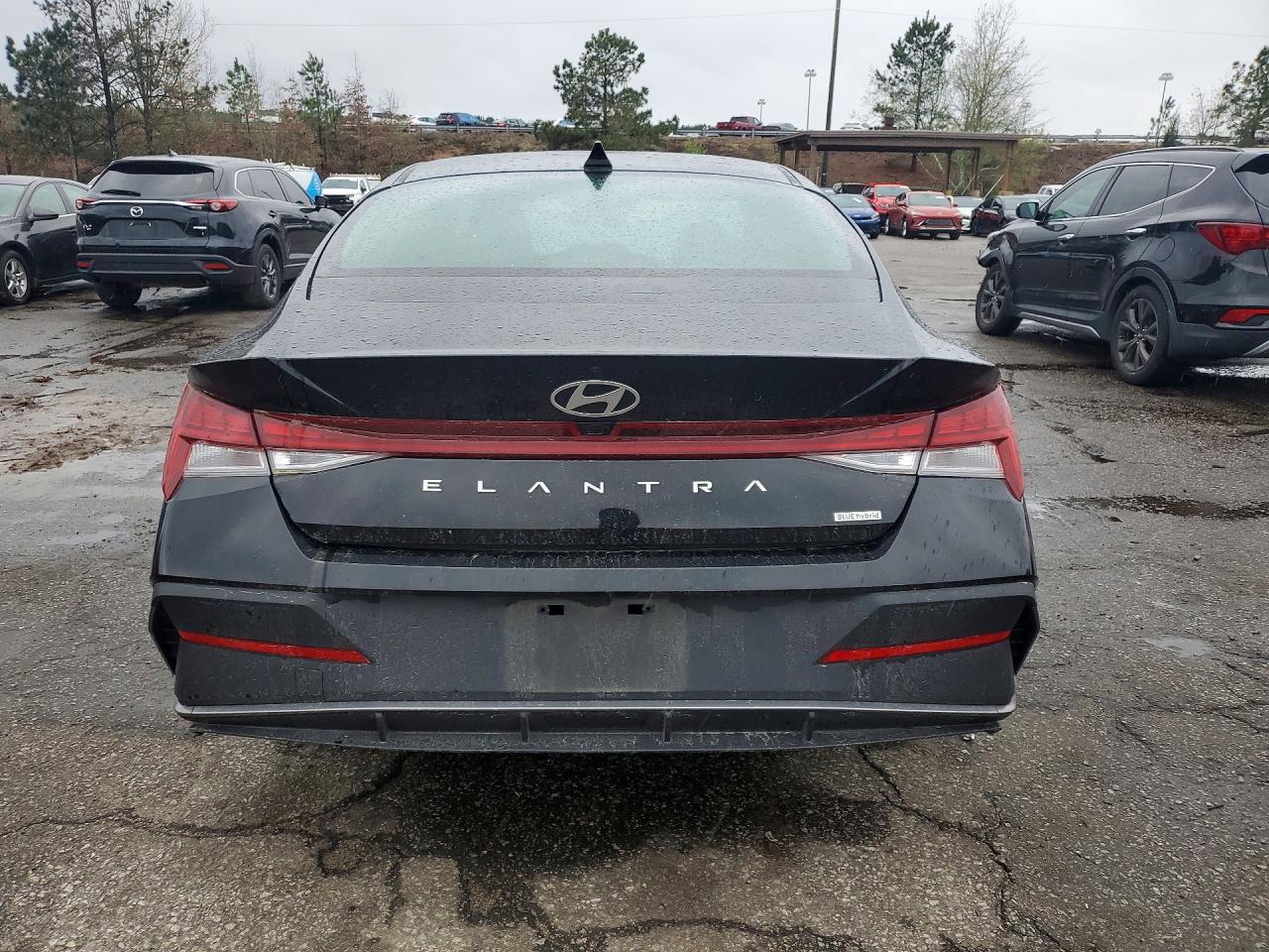 Hyundai ELANTRA Blue