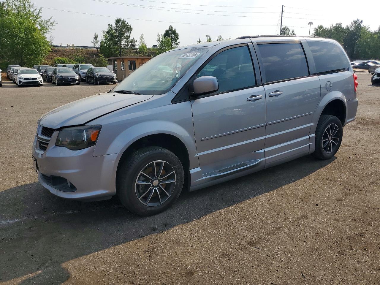 Salvage Dodge Caravan Image