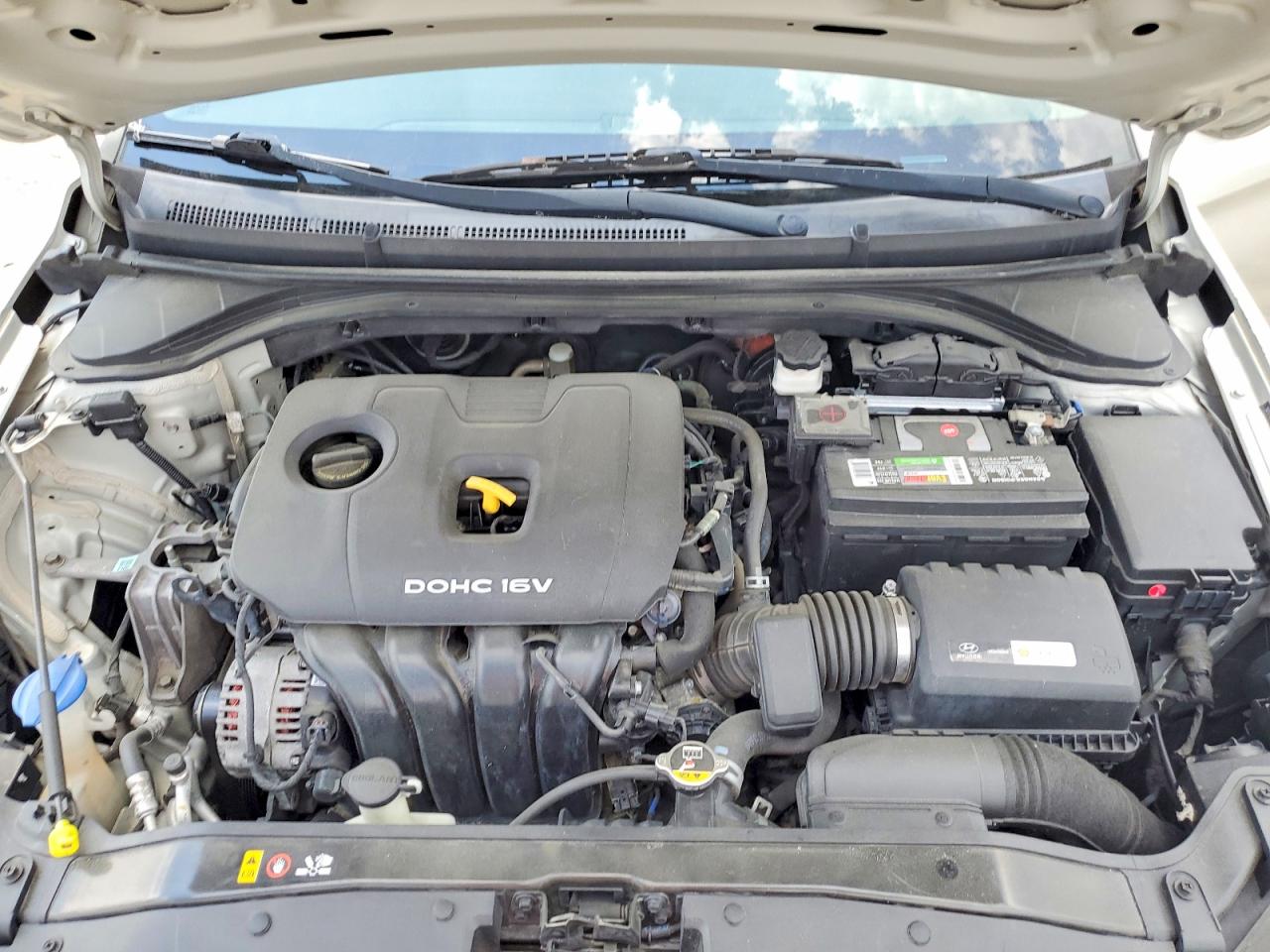 Hyundai ELANTRA Se
