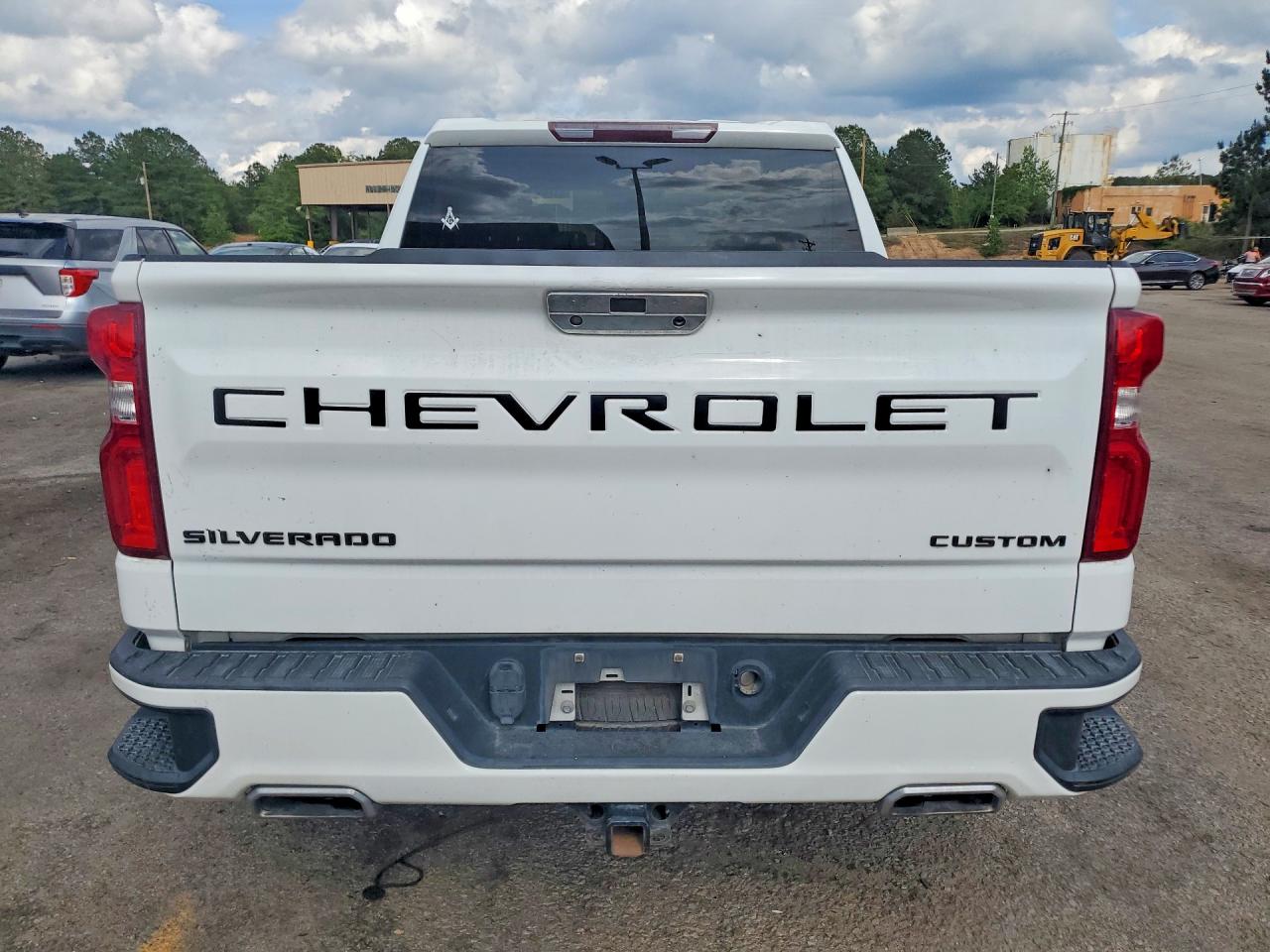 Chevrolet Silverado C1500 Custom