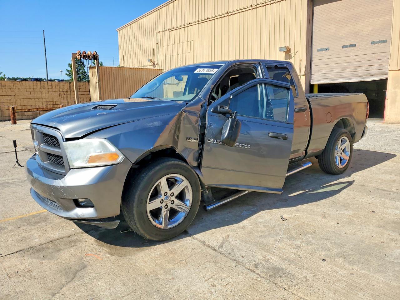 Salvage Dodge Ram 1500 Image