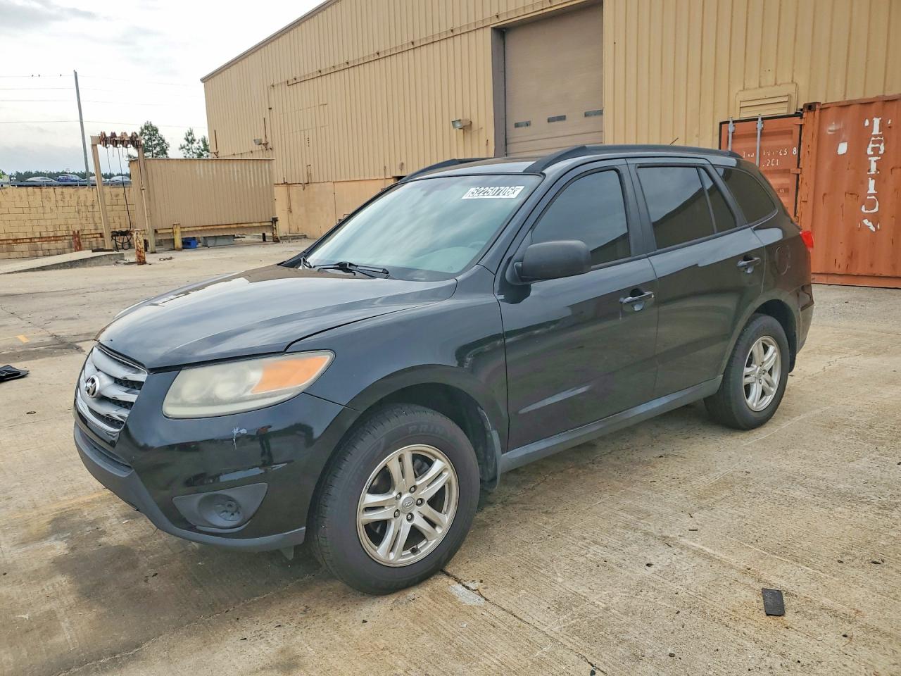Salvage Hyundai SANTA FE Image