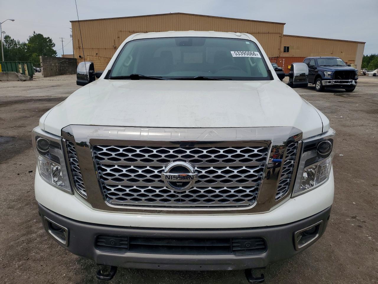Nissan Titan Platinum Reserve
