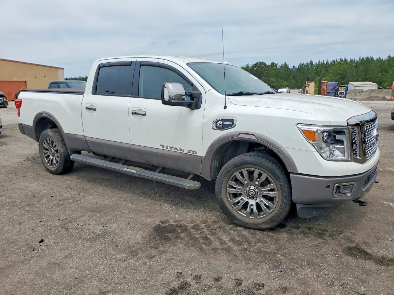 Nissan Titan Platinum Reserve