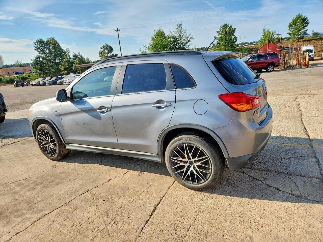 Mitsubishi Outlander Le