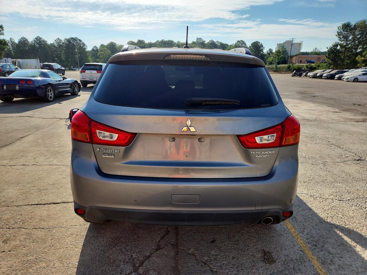 Mitsubishi Outlander Le