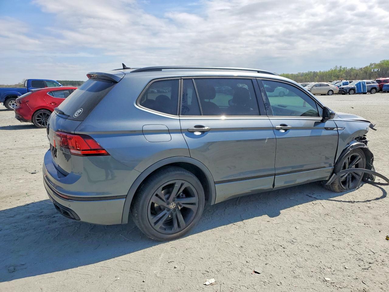 Volkswagen Tiguan Se R-line Black