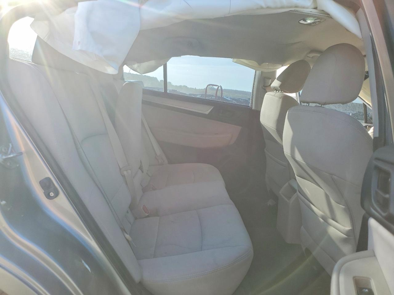 Subaru Legacy 2.5i