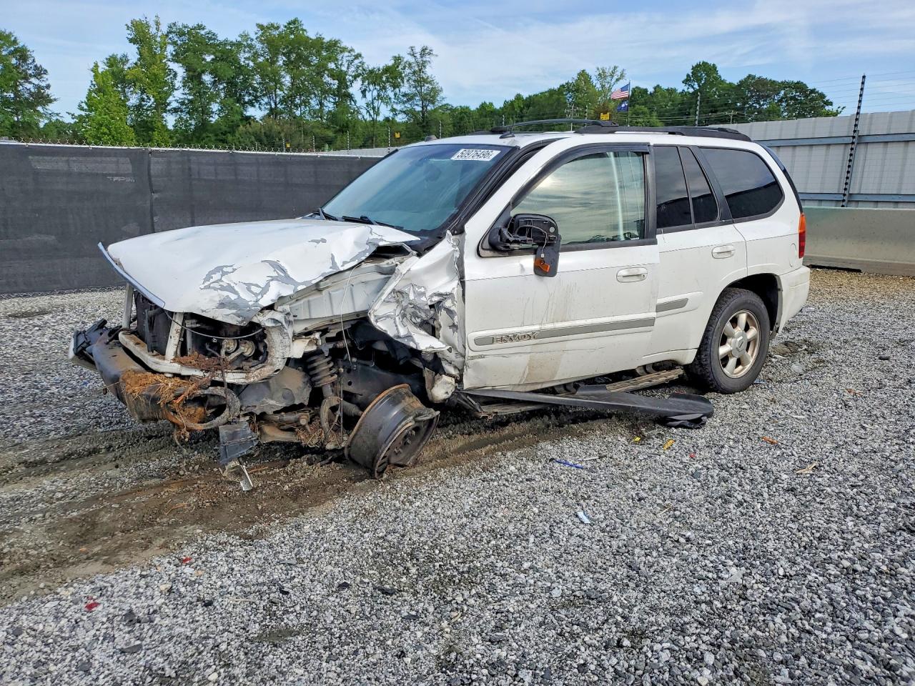 Salvage GMC Envoy Image