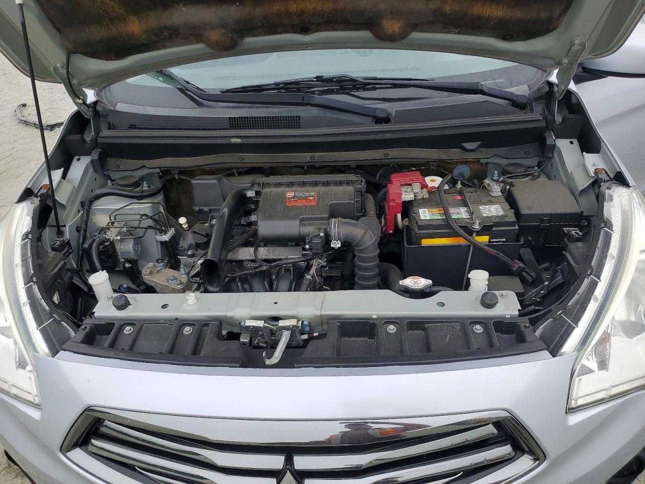 Mitsubishi Mirage G4 Es