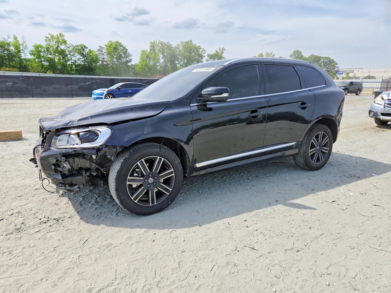 Salvage Volvo XC60 Image