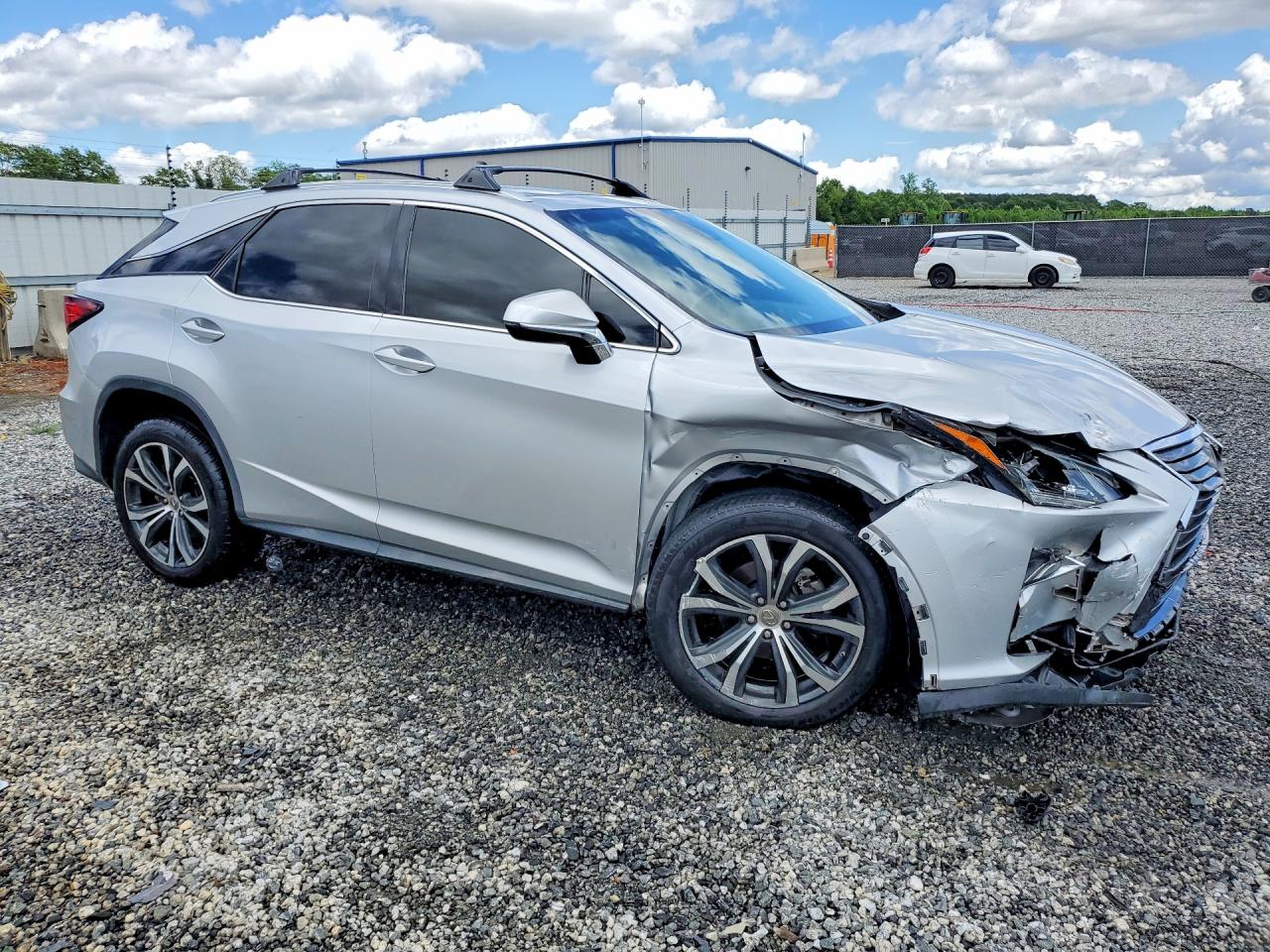Lexus RX Base