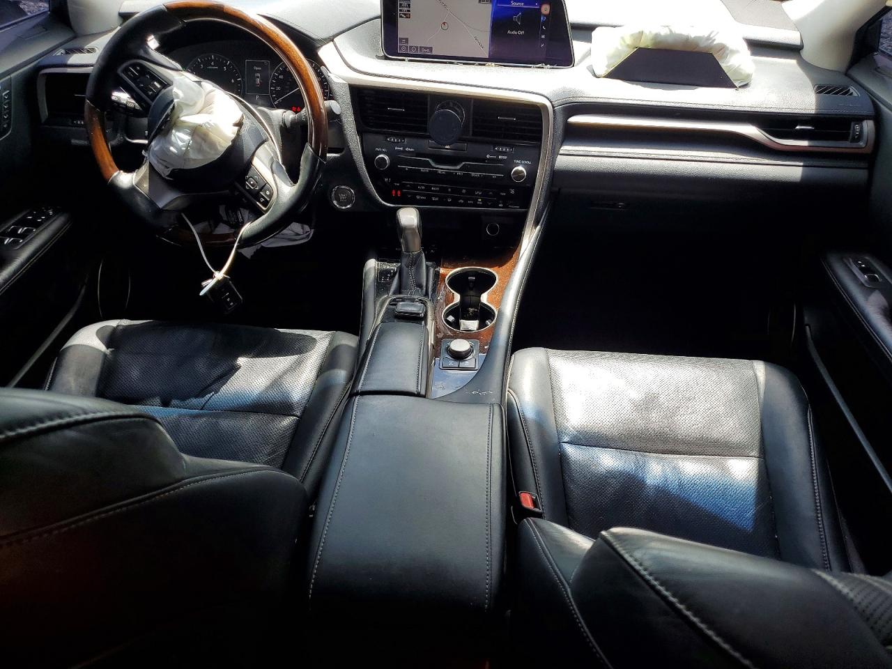 Lexus RX Base