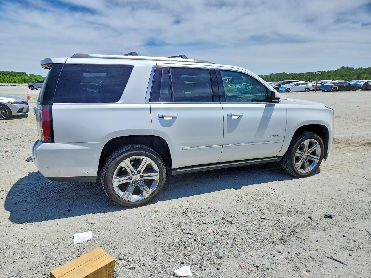 GMC Yukon Denali